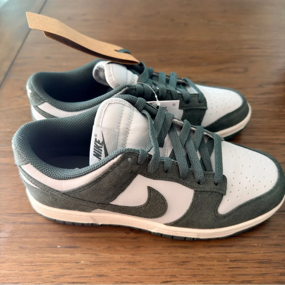 Nike Dunk Low Photon Dust/Vintage Green - Picture 5 of 8